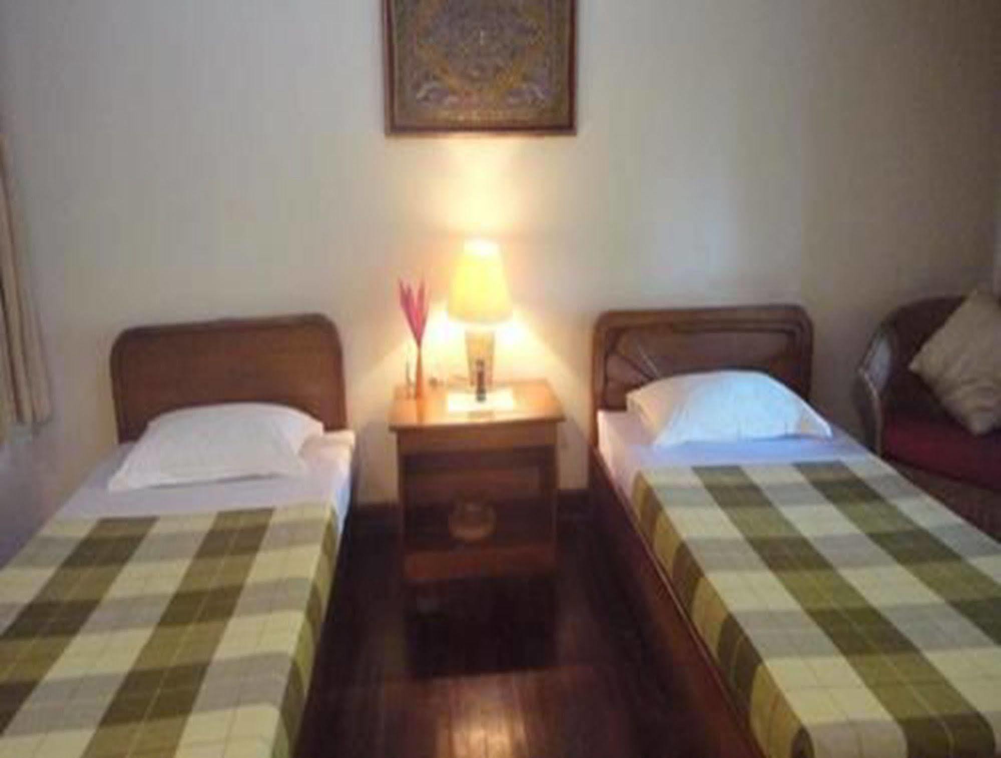 Golden Sunrise Hotel Kyaikto Dış mekan fotoğraf
