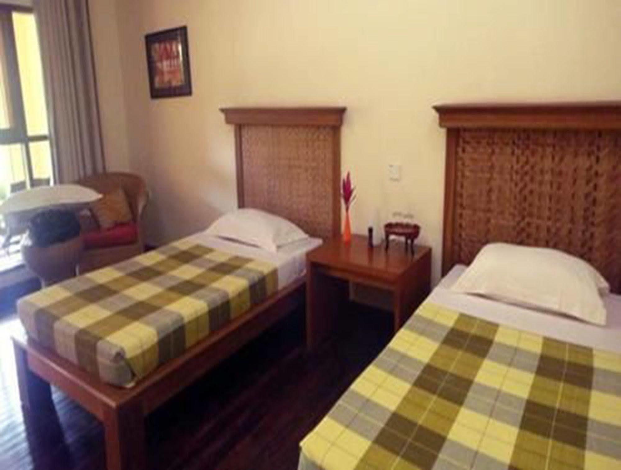 Golden Sunrise Hotel Kyaikto Dış mekan fotoğraf