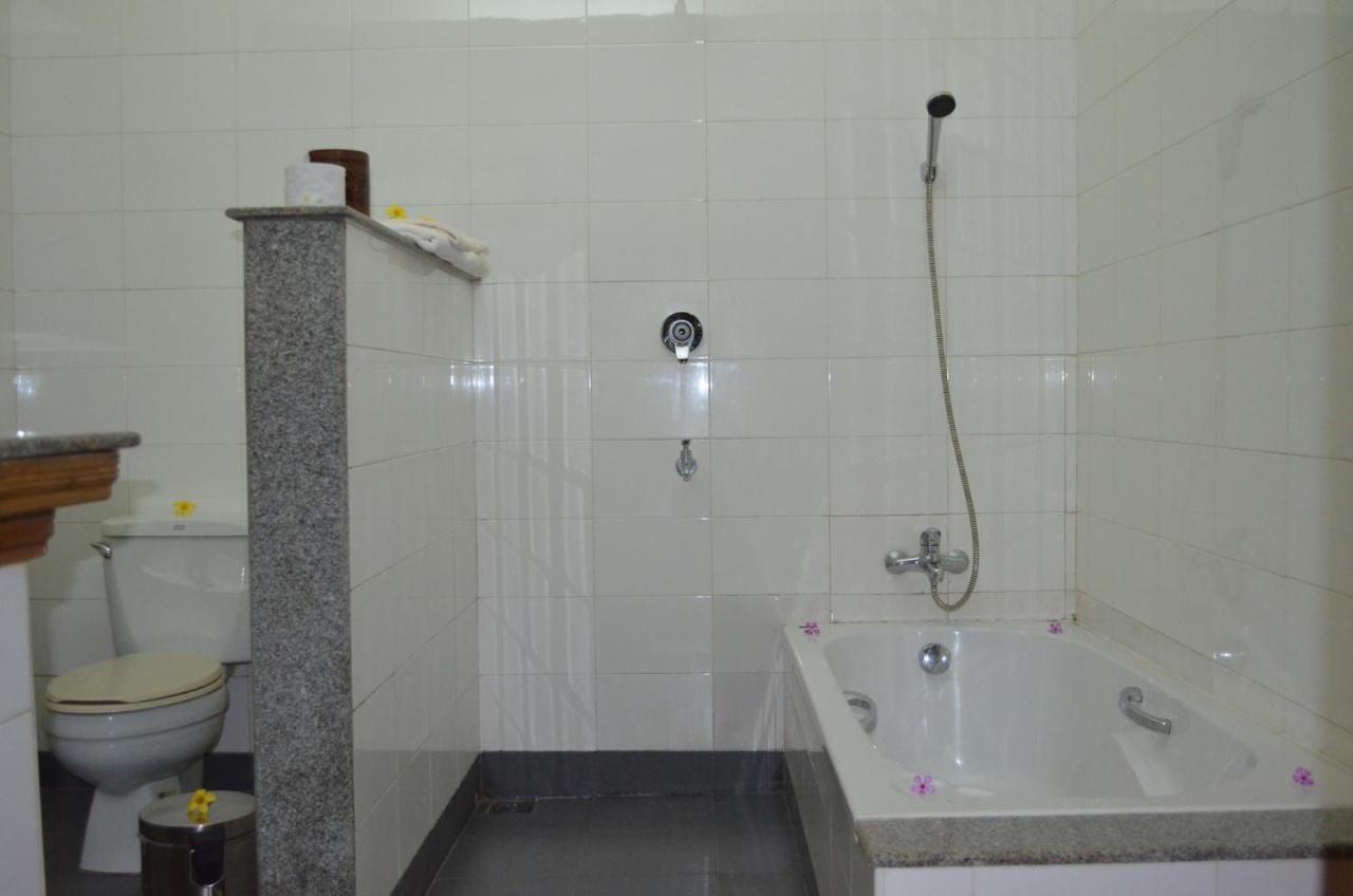 Golden Sunrise Hotel Kyaikto Dış mekan fotoğraf